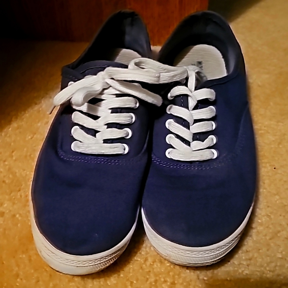 Women's shoes